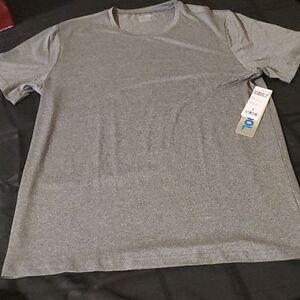 Cool 32degree men shirt NEW